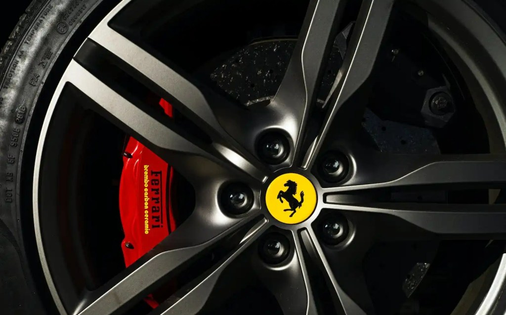 Konvansiyonel ve Elektrikli Araçlardan Kaynaklanan Egzoz Harici Emisyonlar Hakkında Güncel&nbsp;Bilgiler